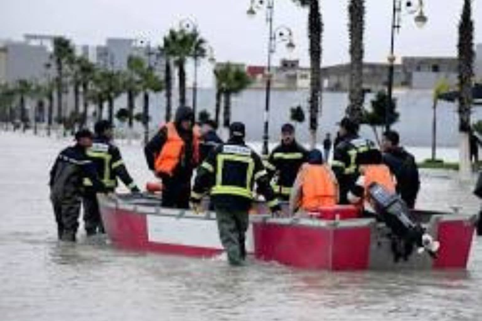 Ksar El Kebir Flood News: 108,000 Evacuated Today 2026